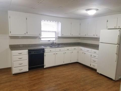 17 Lorraine St, Springfield, MA 01108 photo 4