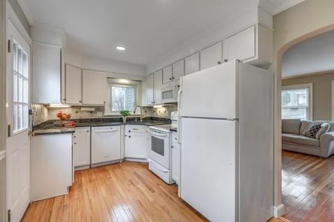 65 County Rd, Reading, MA 01867 photo 11