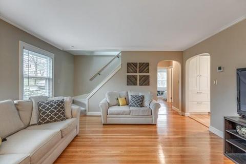 65 County Rd, Reading, MA 01867 photo 9