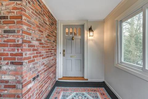 65 County Rd, Reading, MA 01867 photo 4