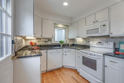 65 County Rd, Reading, MA 01867 photo 12