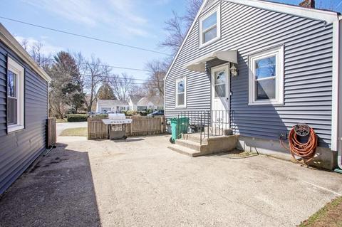 42 Pitas Ave, Attleboro, MA 02703 photo 4