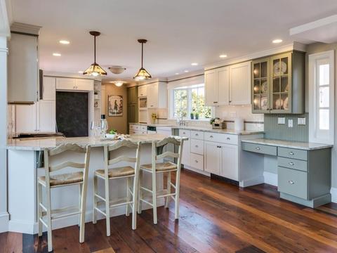 729 Western Ave, Gloucester, MA 01930 photo 3