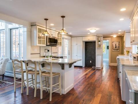 729 Western Ave, Gloucester, MA 01930 photo 1
