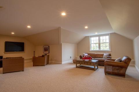 945 Webster St, Needham, MA 02492 photo 24