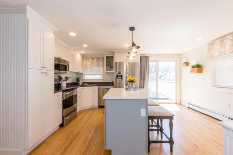 29 Tarbox St, Dedham, MA 02026 photo 9