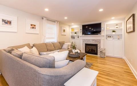 29 Tarbox St, Dedham, MA 02026 photo 4