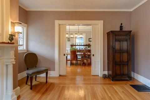 48 Abbott Rd, Wellesley, MA 02481 photo 9
