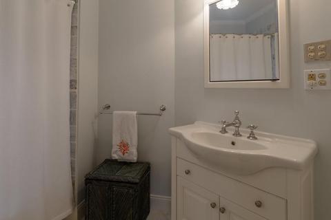 48 Abbott Rd, Wellesley, MA 02481 photo 18
