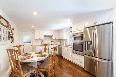 37 Maureen Rd, Barnstable, MA 02632 photo 5