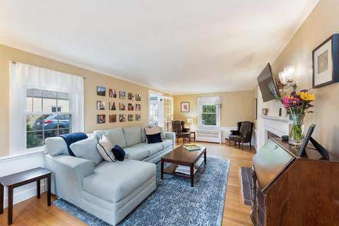 549 Chestnut St, Needham, MA 02492 photo 3