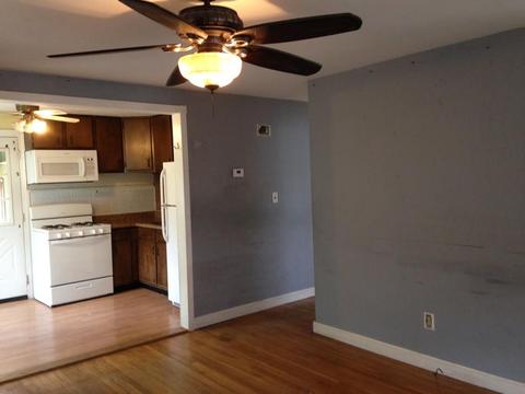 16 Marsh Ave, Worcester, MA 01605 photo 4