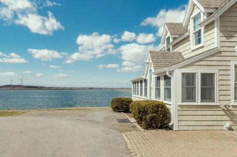 25 Eagle Hl, Ipswich, MA 01938 photo 1