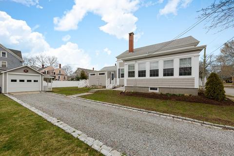 8 Walnut St, Fairhaven, MA 02719 photo 4