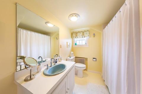 8 Walnut St, Fairhaven, MA 02719 photo 29