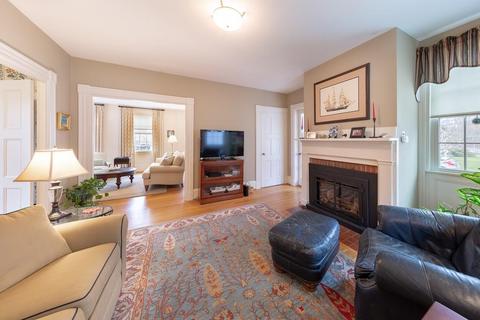 8 Walnut St, Fairhaven, MA 02719 photo 16