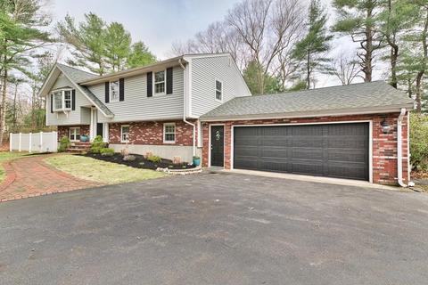 410 Elm St, Raynham, MA 02767 photo 2