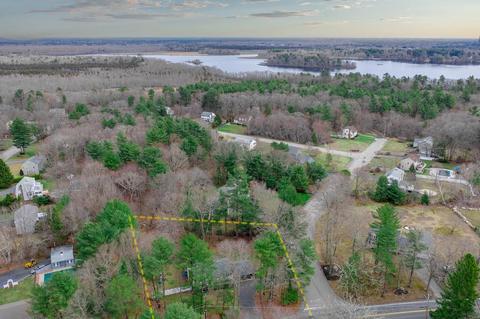 410 Elm St, Raynham, MA 02767 photo 4