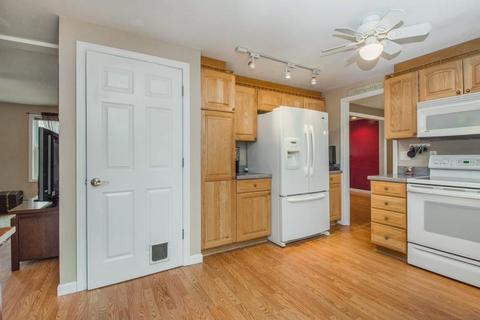 20 Harvard St, Webster, MA 01570 photo 10