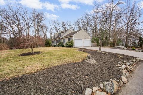 20 Harvard St, Webster, MA 01570 photo 2