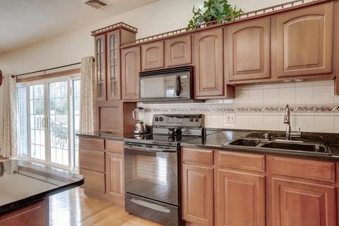 153 Dunn Rd, Ashburnham, MA 01430 photo 4