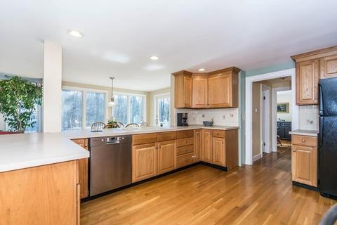 62 Whittier Rd, Reading, MA 01867 photo 8
