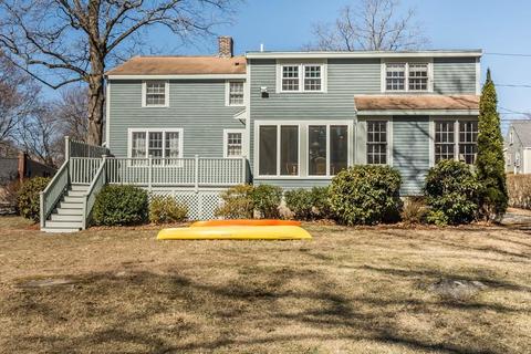 62 Whittier Rd, Reading, MA 01867 photo 2