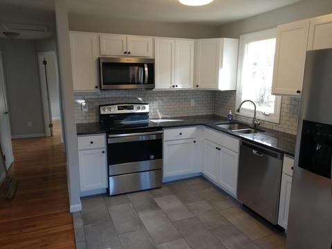 19 Jerilis Dr, Springfield, MA 01119 photo 2