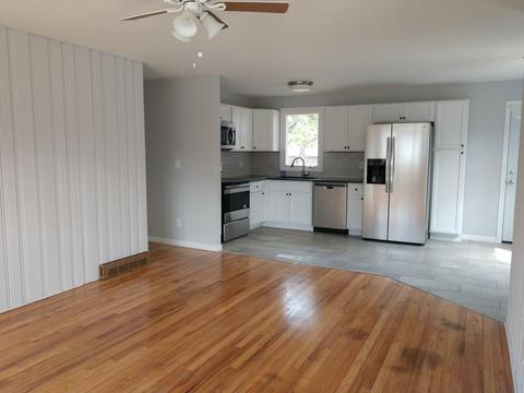 19 Jerilis Dr, Springfield, MA 01119 photo 3