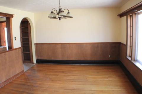 27 S Maple St, Brookfield, MA 01506 photo 5