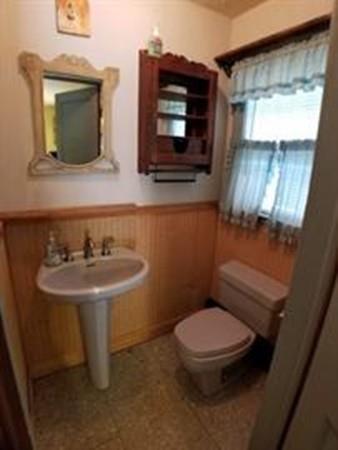 27 S Maple St, Brookfield, MA 01506 photo 7