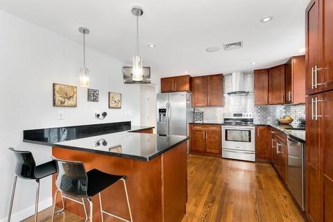 21 Summit Rd, Stoneham, MA 02180 photo 5