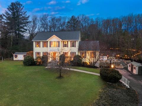 63 Blackstone St, Mendon, MA 01756 photo 4