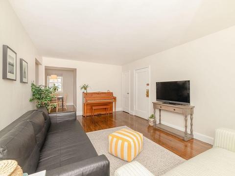 7 Lanark Rd #1, Brookline, MA 02445 photo 3