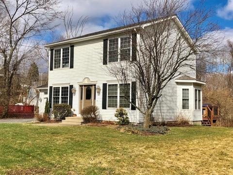 285 Heard St, Worcester, MA 01603 photo 2