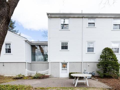 8 Parkland Rd, Needham, MA 02494 photo 4