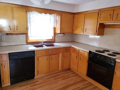 2 Crescent Ter, Ware, MA 01082 photo 5