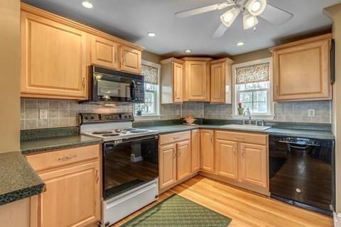 1027 Main St, Reading, MA 01867 photo 11