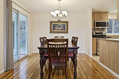 355 Singletary Ln, Framingham, MA 01702 photo 9