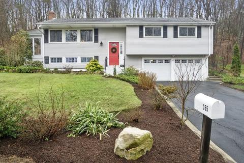 355 Singletary Ln, Framingham, MA 01702 photo 2