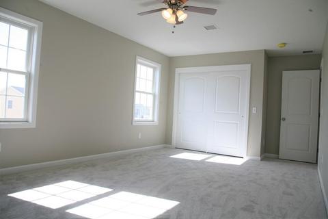 266 Naismith St, Springfield, MA 01104 photo 23