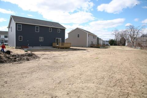 266 Naismith St, Springfield, MA 01104 photo 25