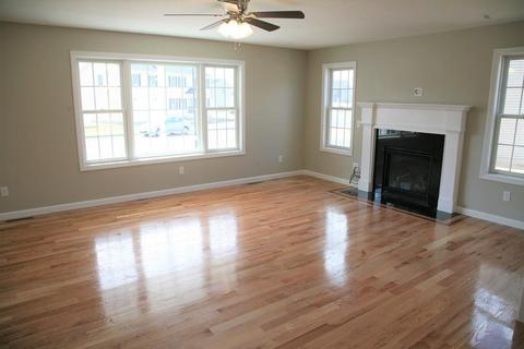 266 Naismith St, Springfield, MA 01104 photo 10
