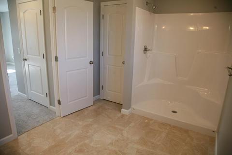 266 Naismith St, Springfield, MA 01104 photo 20