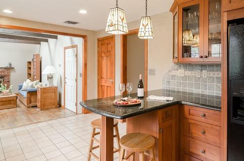 4 Blue Sky Dr, Hingham, MA 02043 photo 5