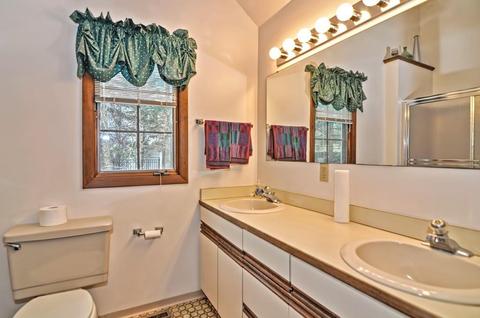 190 Glenneagle Dr, Mashpee, MA 02649 photo 11