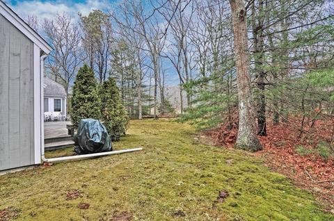 190 Glenneagle Dr, Mashpee, MA 02649 photo 5
