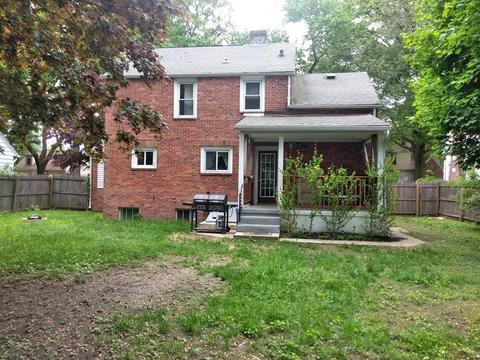 17 Vail St, Springfield, MA 01118 photo 6
