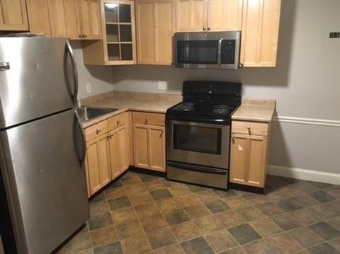 92 E Broadway #16, Derry, NH 03038 photo 2
