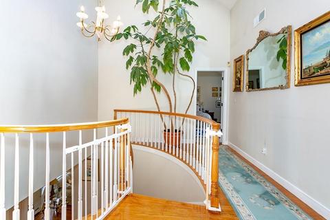 52 Cranberry Ln, Needham, MA 02492 photo 17
